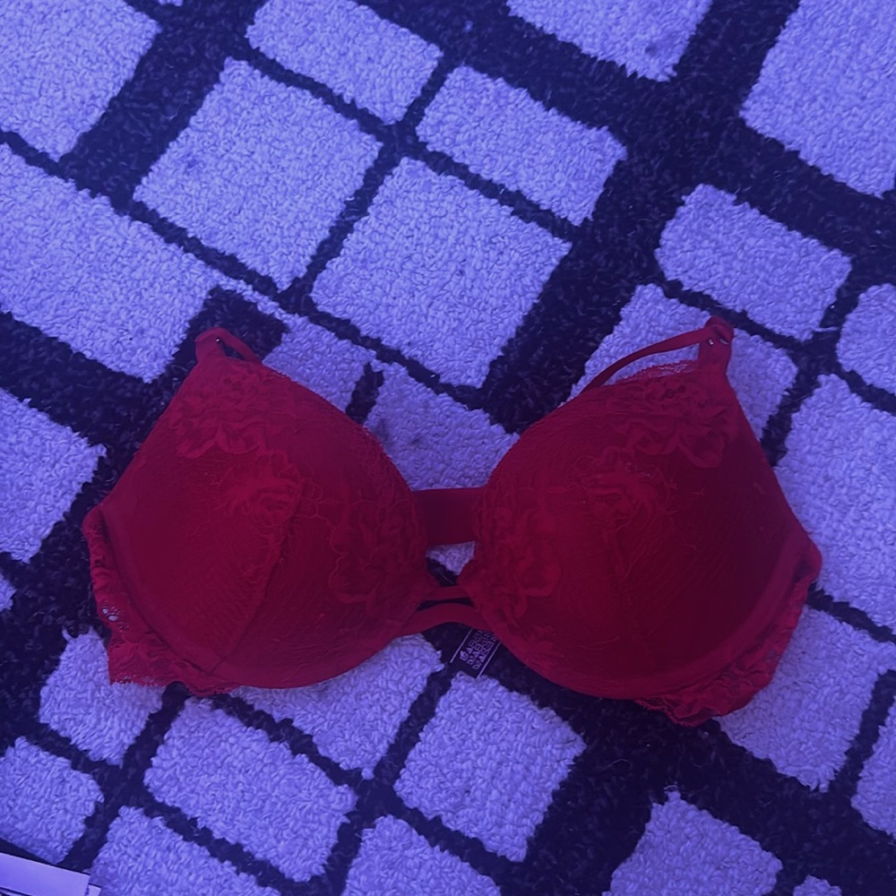 Lacy very sexy Victoria secret bra❤️❤️❤️❤️